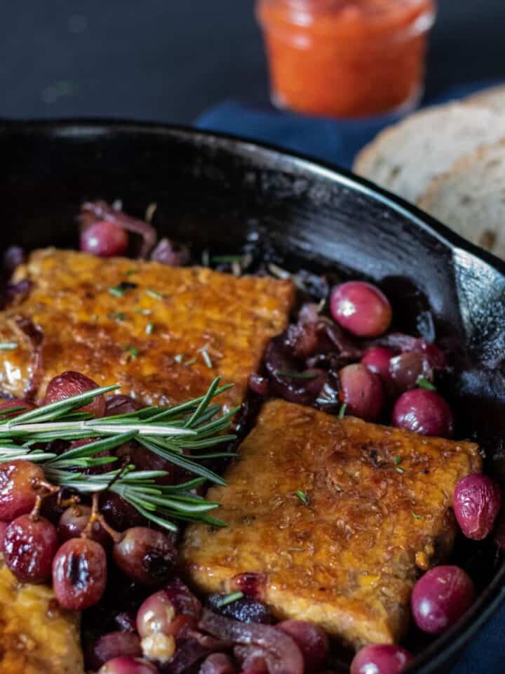 Cinnamon Baked Pears with Chocolate Sauce Being Nutritious